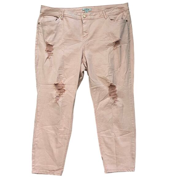 Refuge Plus Mid-Rise Distressed Jeans Size 24 - Picture 1 of 10